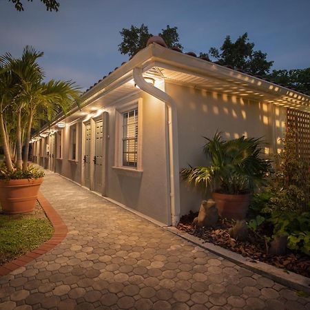 Shangri-La Springs Bonita Springs Exterior photo